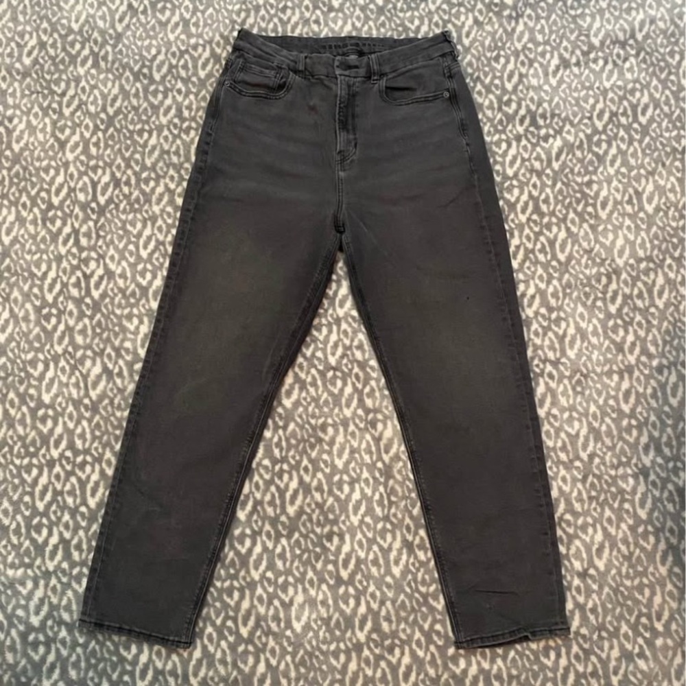American Eagle Curvy Mom Jean